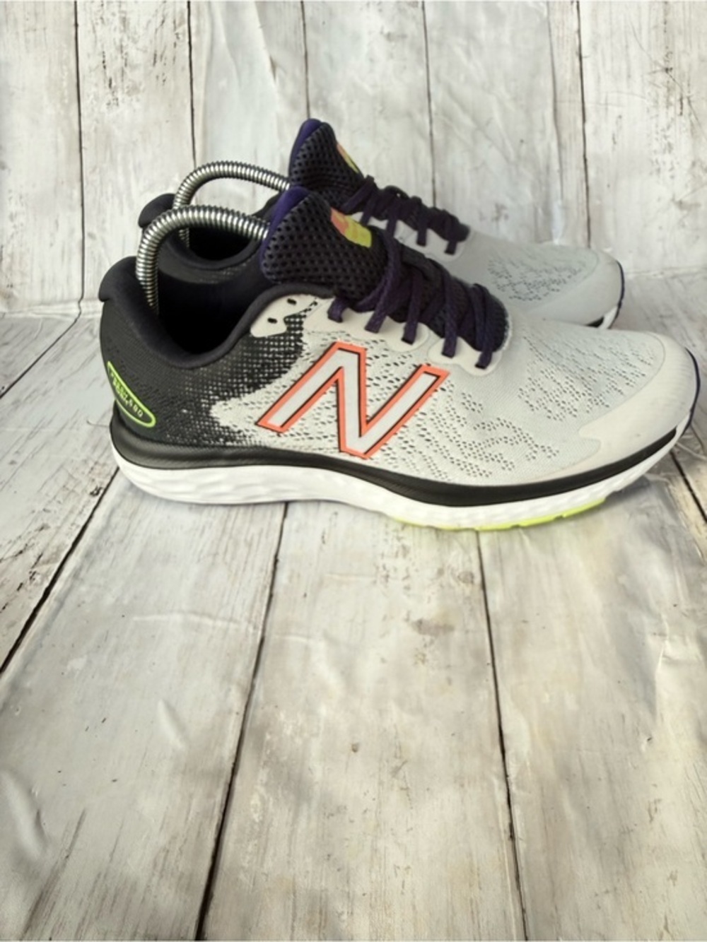 New Balance Women's Grey and Black Trainers